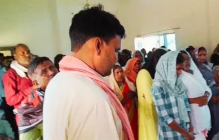 चंदौली: धर्म परिवर्तन के आरोप में छह लोगो को पुलिस ने किया गिरफ्तार, धार्मिक साहित्‍य, बाइबिल, पोस्‍टर बरामद