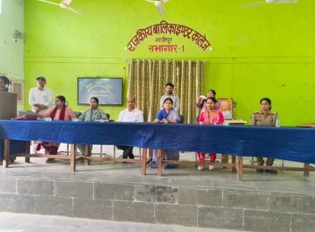गाजीपुर: राज्‍य महिला आयोग की उपाध्‍यक्ष ने जीजीआई के छात्राओं से किया संवाद, दी महिला कल्‍याणकारी योजनाओं की जानकारी