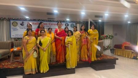 रोटरी क्लब गाजीपुर तथा इनरव्हील का संयुक्त पदग्रहण सम्पन्न, विनीता सिंह ने ली अध्‍यक्ष पद की शपथ
