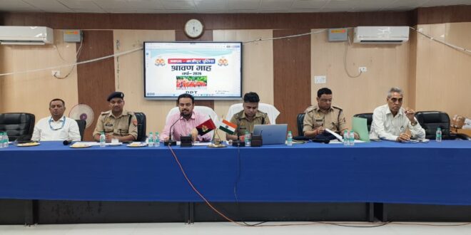 गाजीपुर: कावरियो के रास्‍तो को पर्याप्‍त विद्युत व्‍यवस्‍था के साथ करें गड्ढामुक्‍त- जिलाधिकारी