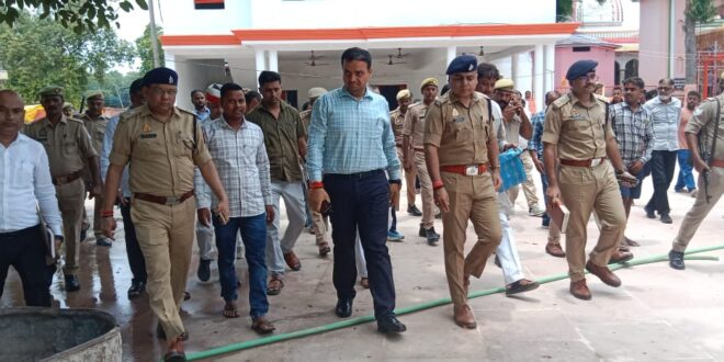 गाजीपुर: महाहर धाम में श्रावण मास कांवड़ यात्रा की तैयारियों का डीएम-एसपी ने लिया जायजा, दिए आवश्‍यक निर्देश