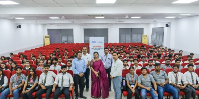 वाराणसी: अशोका स्कूल ऑफ बिजनेस में आईसीटी एटोस ट्रेनिंग प्रीमियर बैंकर का समापन