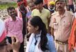 एसडीएम जमानियां श्रीनिधि पुलिस कर्मियों के साथ काशीराम कालोनी पहुंचकर किया निरीक्षण