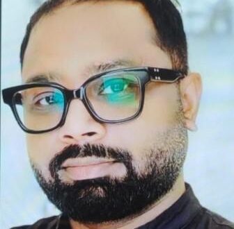 गाजीपुर: डेंटल सर्जन डा. अंकेश सेठ ने रचा इतिहास, सर्जरी के माध्‍यम से जबड़े के हड्डी में बने सिस्‍ट को निकाला
