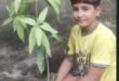 गाजीपुर: सेंट जॉन्स स्कूल कक्षा 4 के छात्र उमर आबिद शमीम ने अपनी दादी के याद में लगा`या आम का पेड़