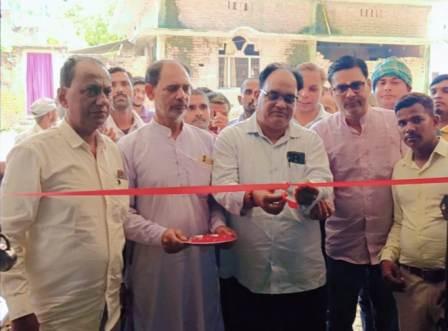 गाजीपुर: फल संरक्षण केंद्र ने ग्रामीण युवाओं को वितरित किया प्रशिक्षण किट बैग