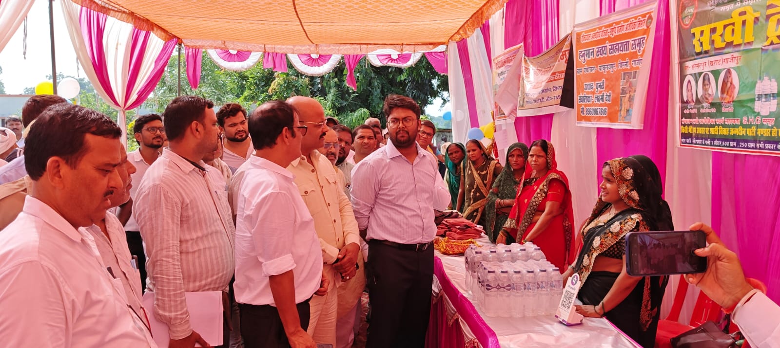 गाजीपुर: जनकल्‍याणकारी योजनाओ का लाभ लें स्‍वयं सहायता समूहों की महिलाएं- मुख्‍य विकास अधिकारी