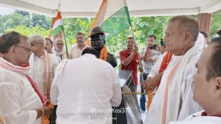गाजीपुर: कारगिल शहीद कर्नल एमएन राय को नमन कर पीयूष राय ने रेवतीपुर मंडल क्षेत्र में निकाली तिरंगा यात्रा  