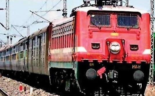 करीमुद्दीनपुर स्‍टेशन पर दो मिनट के लिए रुकेगी लोकमान्य तिलक टर्मिनस-बलिया ट्रेन   