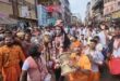 सावन के पहले सोमवार पर यादव बंधुओं ने काशी विश्‍वनाथ धाम में किया जलाभिषेक