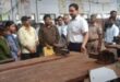 गाजीपुर: डीएम ने किया एआरटीओ कार्यालय का औचक निरीक्षण, दलाल को भेजा थाने  