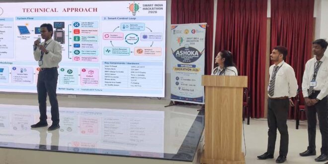 अशोका वाराणसी में इंटरनल हैकाथॉन में ‘प्रलय-फोर्स’ टीम ने मारी बाजी