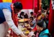 मुहम्‍मदाबाद विधायक मन्‍नू अंसारी ने दुर्गा पंडालों में किया पूजा-अर्चना, नौ कन्‍याओं को भोग खिलाकर लिया आशीर्वाद