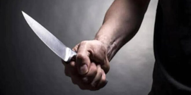 पारिवारिक विवाद में भाई ने बड़े भाई सहित तीन को चाकू से किया हमला, हालत गंभीर
