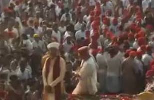 483 वर्ष पुरानी नाटी इमली वाराणसी भरत मिलाप देखने के लिए उमड़ा जनसैलाब 